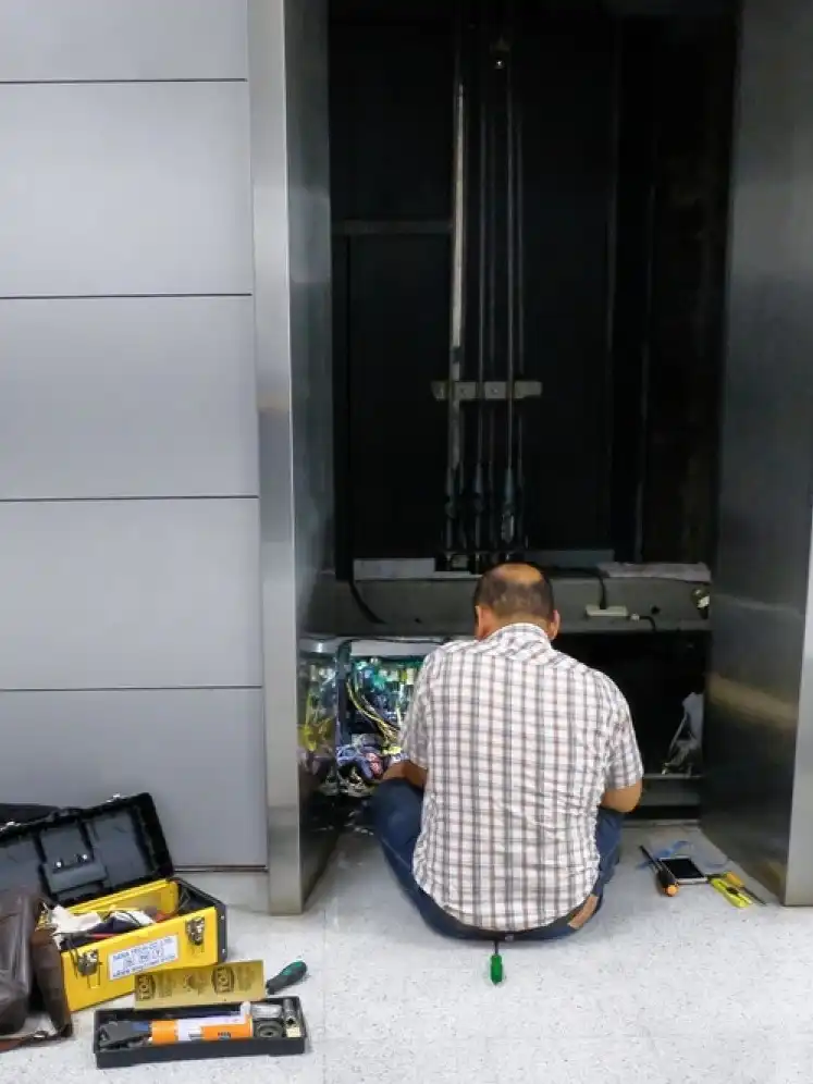 Annual Elevator Maintenance (AMC) by Lighten Lift